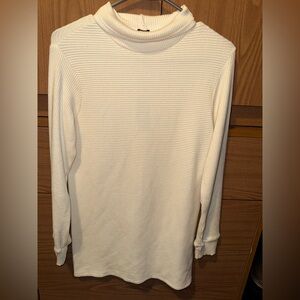 MONROW sweater NWT